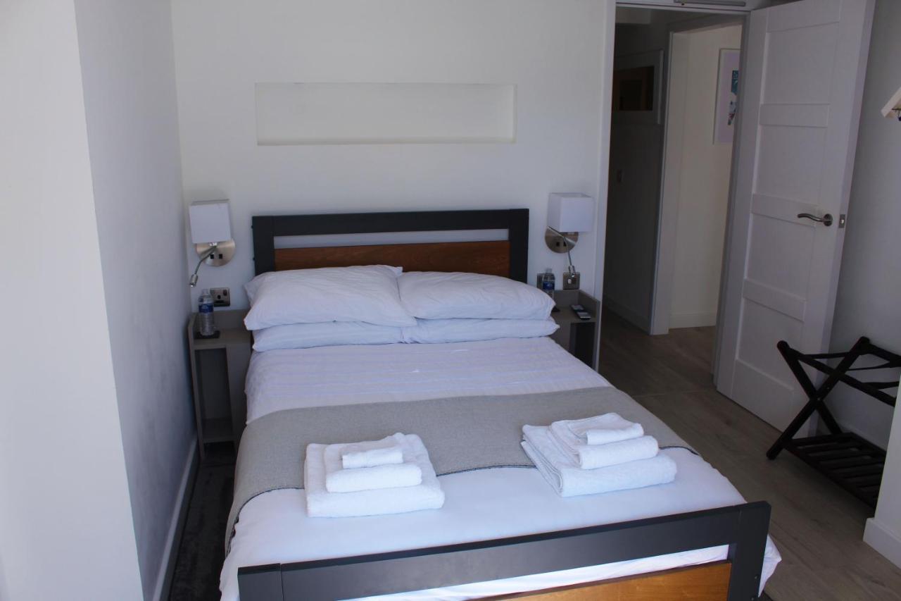 One One Five Apartment Swansea Eksteriør billede